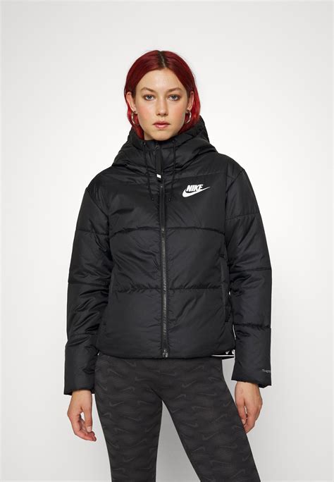 winterjacke damen nike vintage|vintage women's Nike shirts.